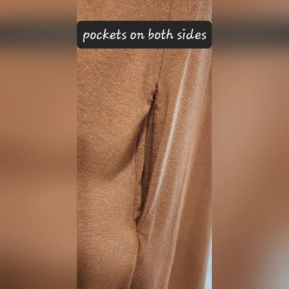 NEW Flowing Casual Dress With spandex and pockets. A very roomy Small - Picture 3 of 4